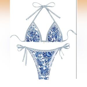 Commense NWT blue white bohemian floral two piece swimsuit bikini set M